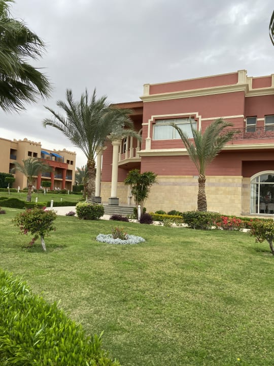 Gartenanlage Hotel Titanic Palace