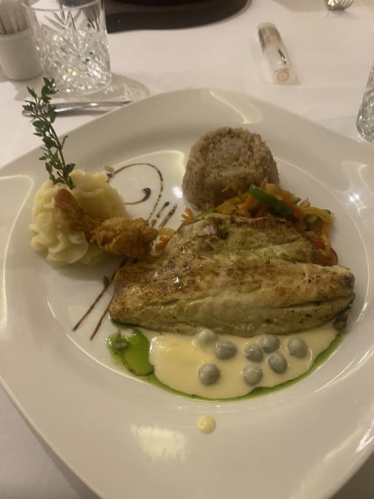 Gastro Premier Le Reve Hotel & Spa