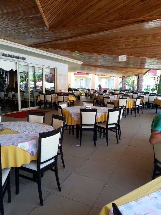 Terrassenbereich Hotel Orfeus Park