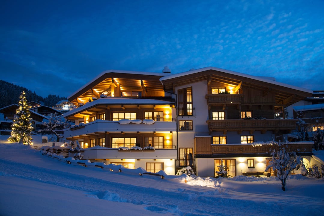 Kaisersuites bei Nacht Kaisersuites