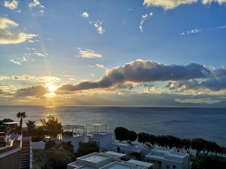 Ausblick Dimitra Beach Hotel & Suites
