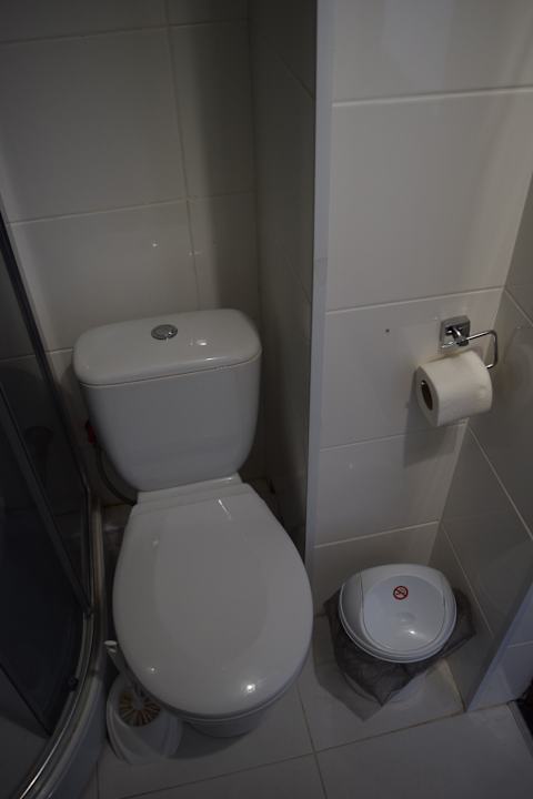 Zimmer Hotel White House