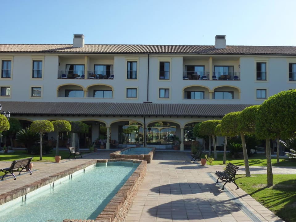 Gartenanlage im Innenhof des Hotels Iberostar Selection Andalucía Playa