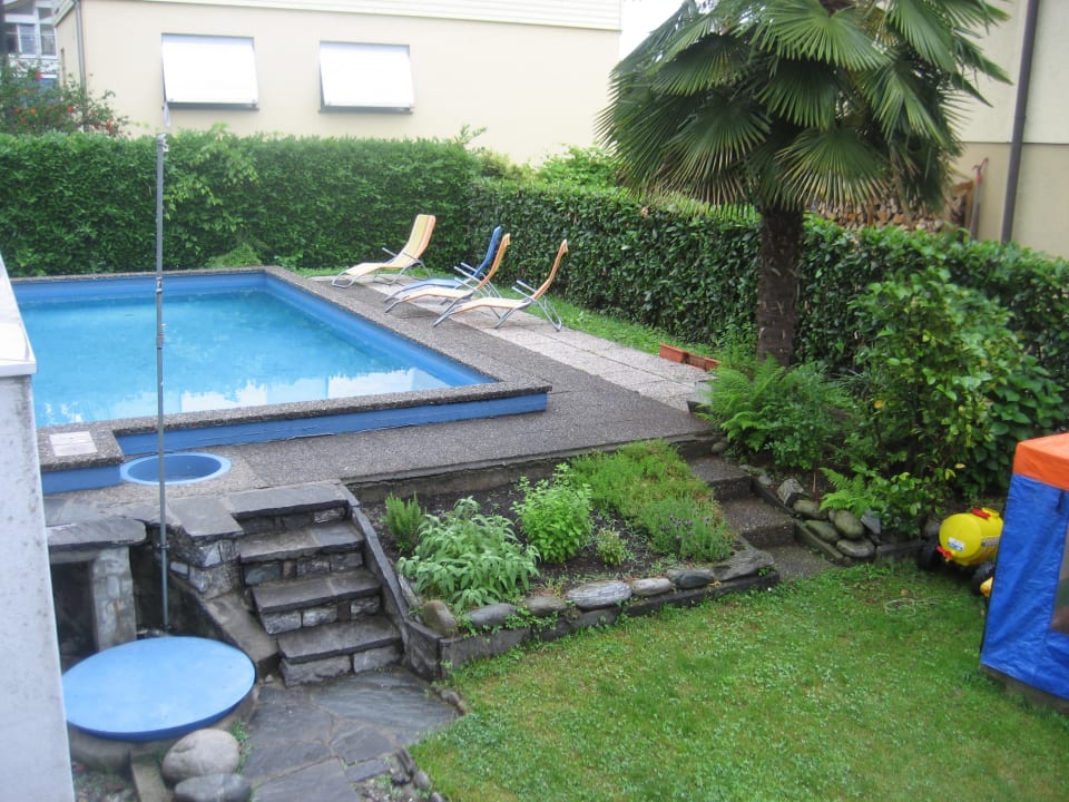 Kleiner Pool Hotel Garni Elisabetta