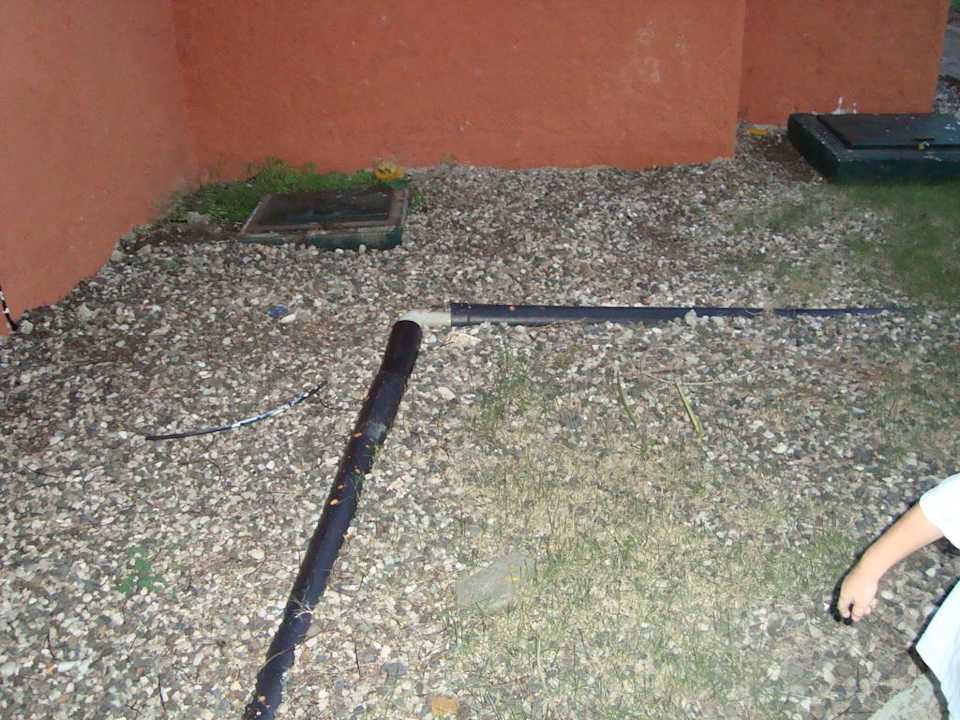 Stromkabel im Dreck BelleVue Dominican Bay