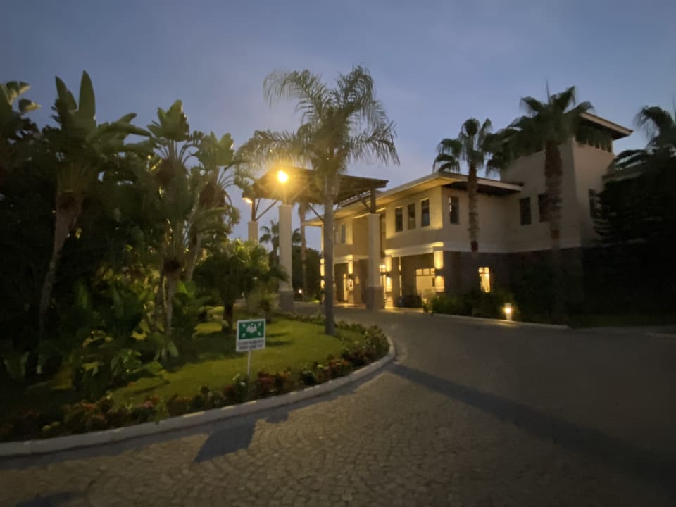 Außenansicht TUI BLUE Palm Garden