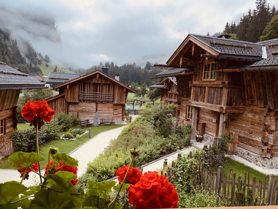 Außenansicht Chaletdorf Auszeit