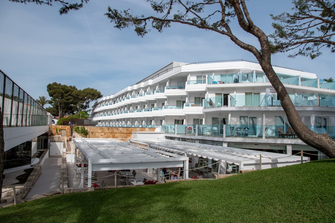 Außenansicht Iberostar Waves Playa de Muro