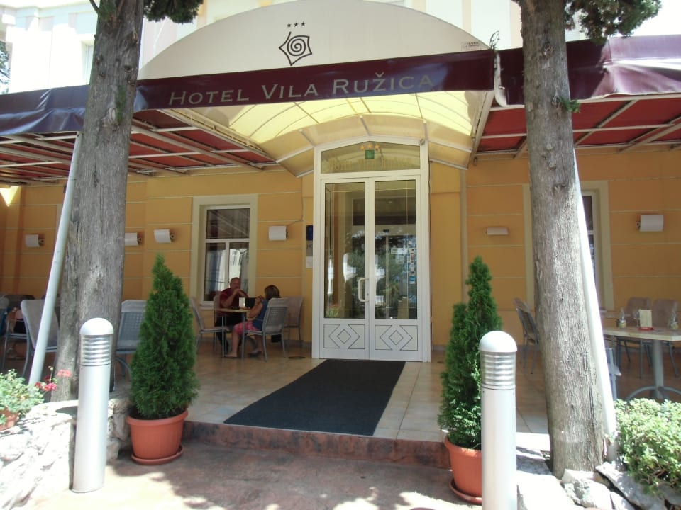 Eingang zum Hotel Hotel Villa Ruzica