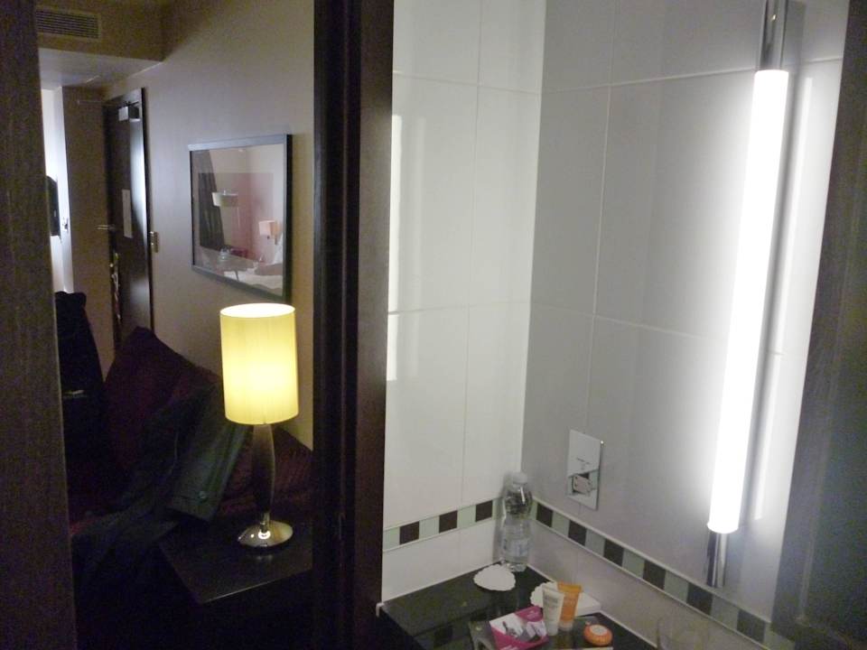 Łazienka Crowne Plaza London - Gatwick Airport