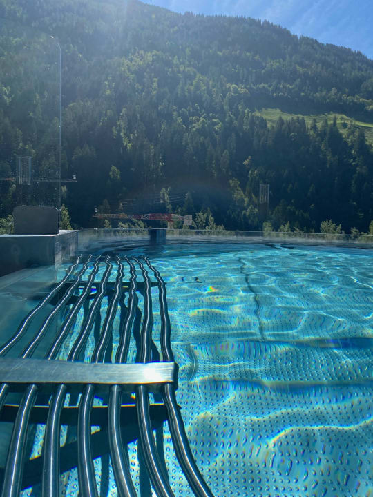 Pool Quellenhof Luxury Resort Passeier