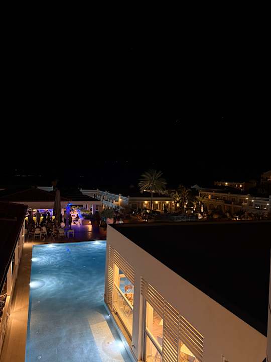 Pool Porto Bello Royal