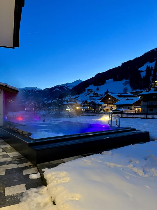 Pool Hotel Tauernhof