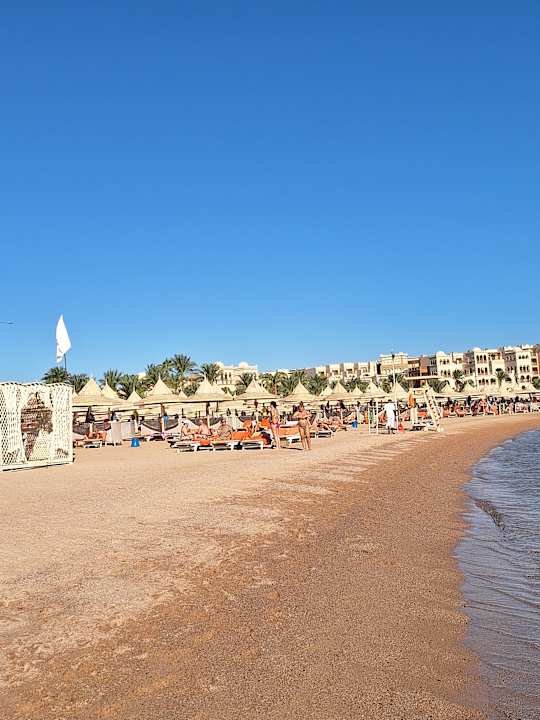 Strand The Grand Resort