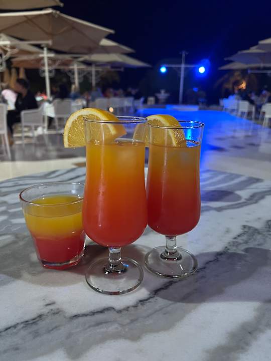 Gastro Serenity Alpha Beach