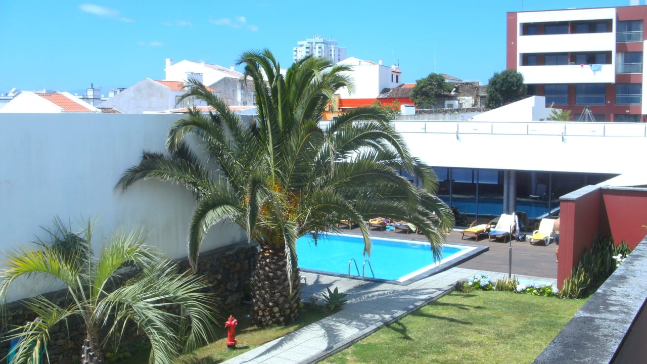 Ausblick Vom Balkon Antillia Hotel Apartments Ponta Delgada • Holidaycheck Azoren Portugal 9860