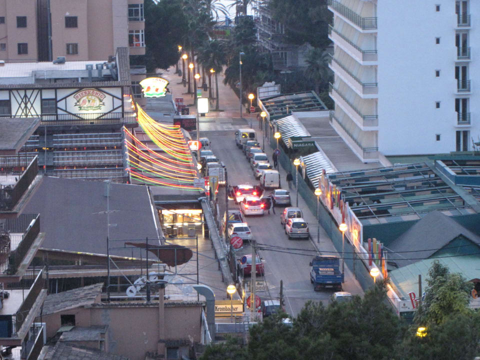 Blick auf die Schinkenstrasse Aubamar Bali