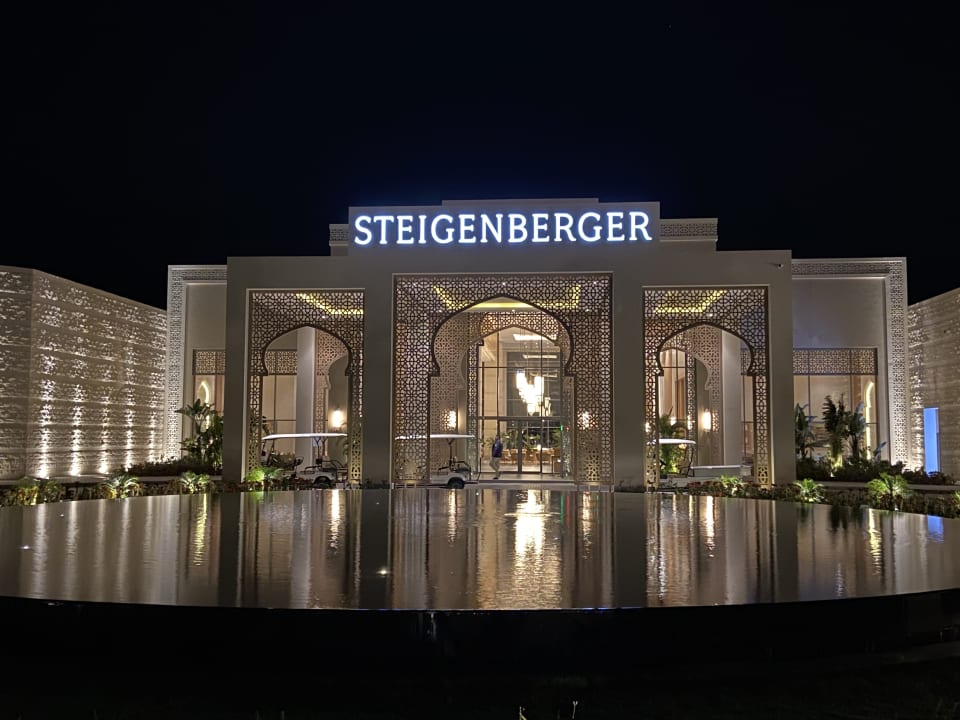 Außenansicht Steigenberger Resort Ras Soma