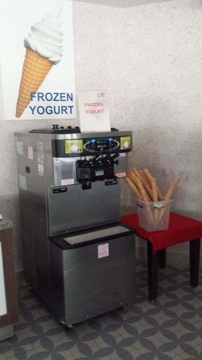 Mmmh, Frozen Joghurt!!! Hane Family Resort