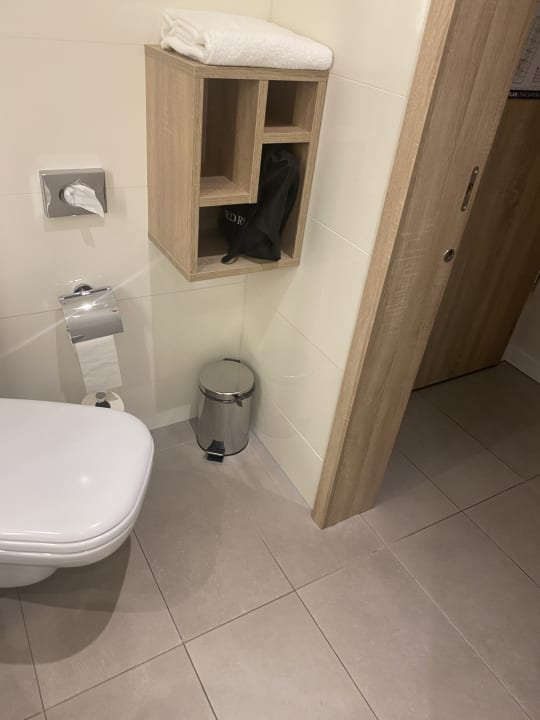 Zimmer Hampton By Hilton Frankfurt Airport