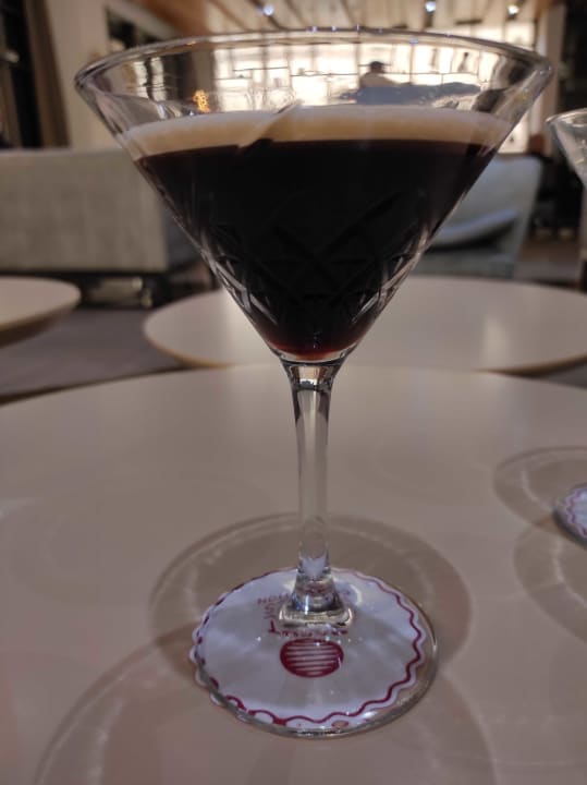 Gastro Acanthus Cennet Barut Collection