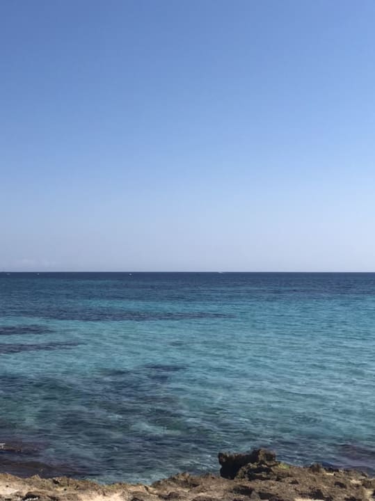 Strand Hotel Club S'Illot