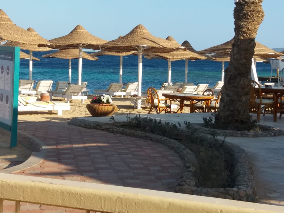 Strand Moreno Horizon Spa & Resort