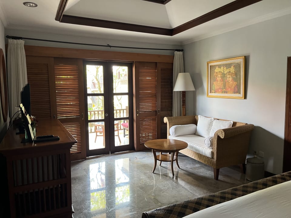 Zimmer Puri Santrian