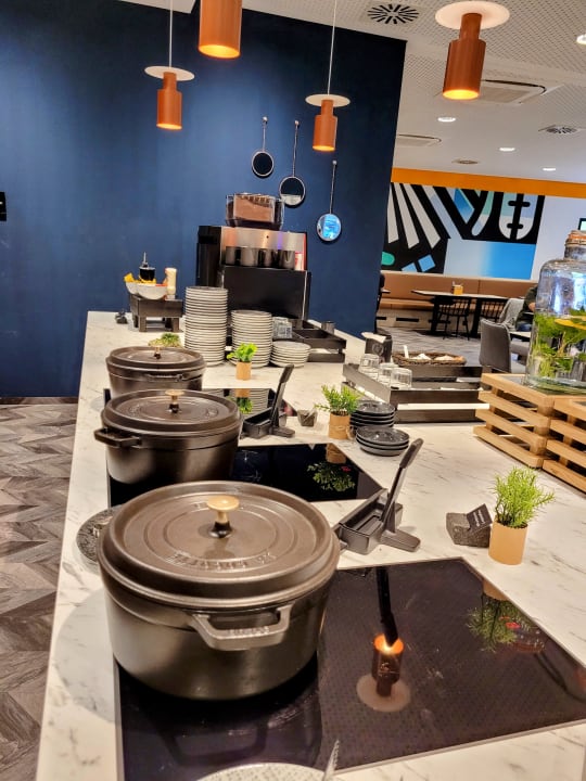 Gastro Holiday Inn - the niu, Kettle Stuttgart Vaihingen