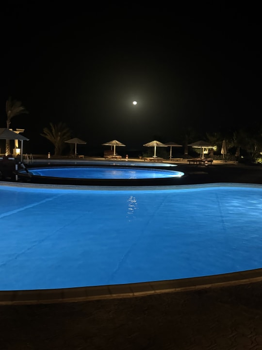 Pool Three Corners Equinox Beach Resort