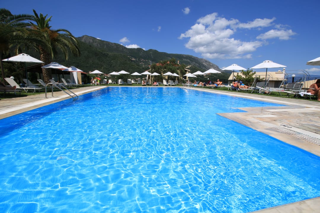 Pool Hotel Yannis Corfu