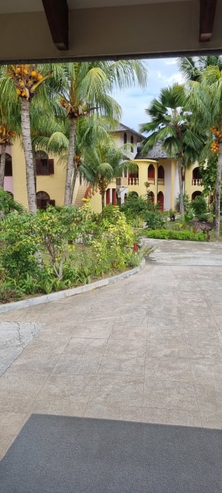 Gartenanlage Castello Beach Hotel