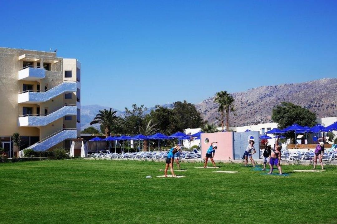 Territory of hotel Dessole Dolphin Bay Resort