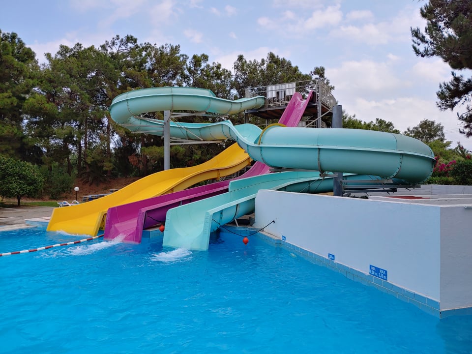 Pool Dessole Dolphin Bay Resort