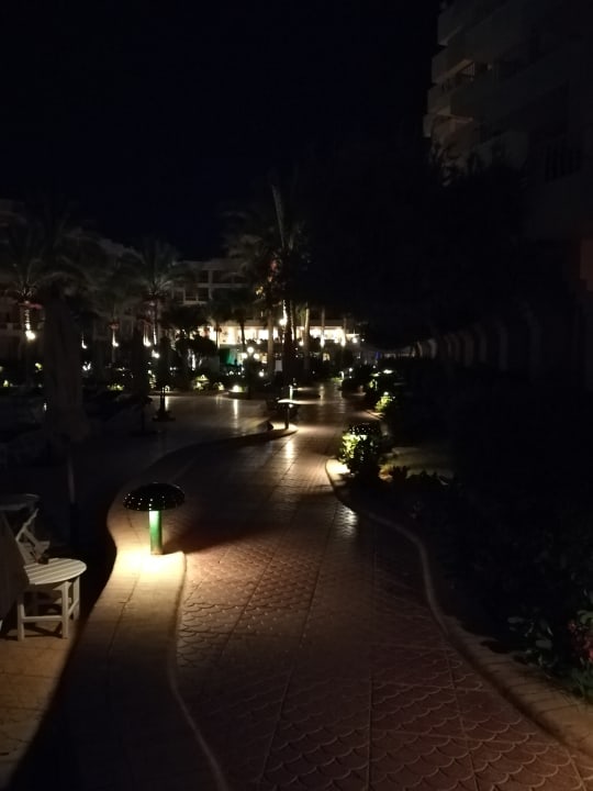 Gartenanlage Sea Star Beau Rivage