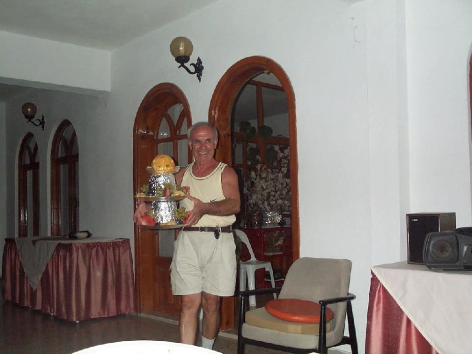 Und  zu Abschluss ein leckerer Obstsalat. Hotel Malibu