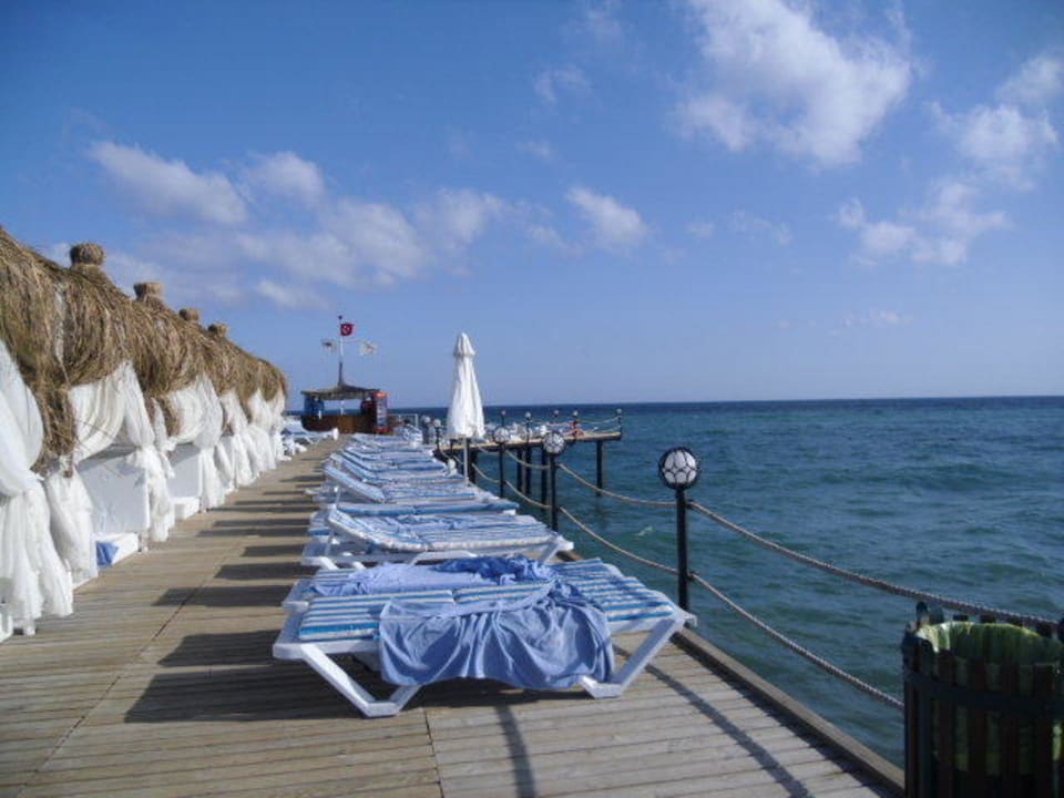 Wie gesagt es gibt genügend viel Platz Saturn Palace Resort Hotel