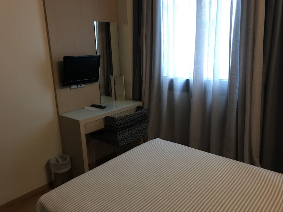 Zimmer Olympia Hotel