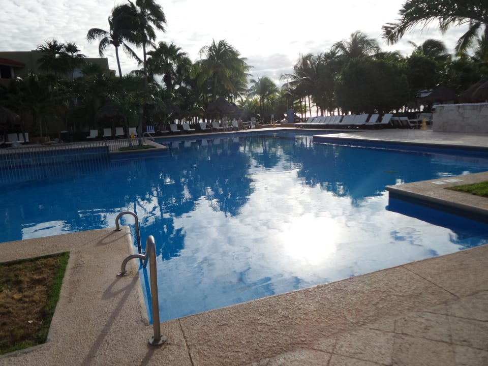 Pool Viva Azteca by Wyndham - All Inclusive Resort