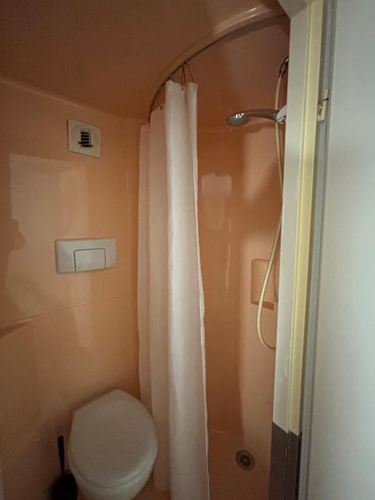 Zimmer Premiere Classe Lille Ouest - Lomme