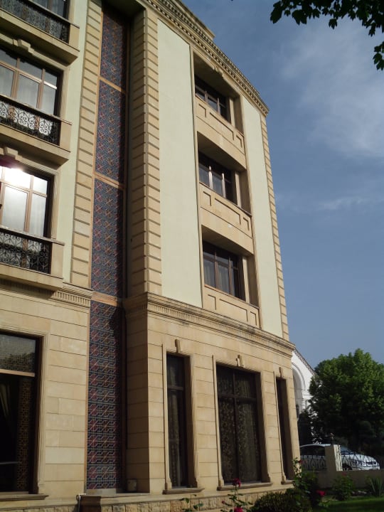 Außenansicht Sheki Saray Hotel