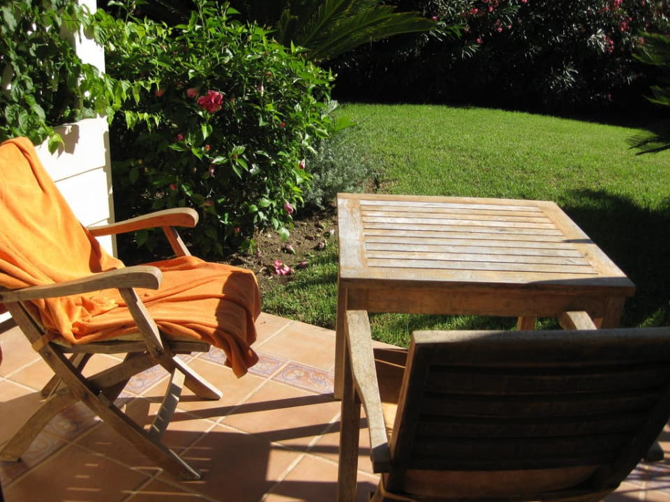 Unsere Terrasse mit Zugang zum Garten Lindner Hotel Mallorca Portals Nous, part of JdV by Hyatt