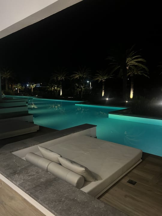 Zimmer Grecotel LUXME White