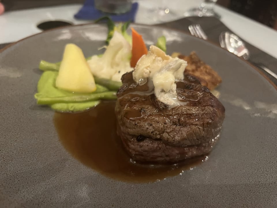 Gastro Adaaran Select Meedhupparu Island Resort - Premium All Inclusive