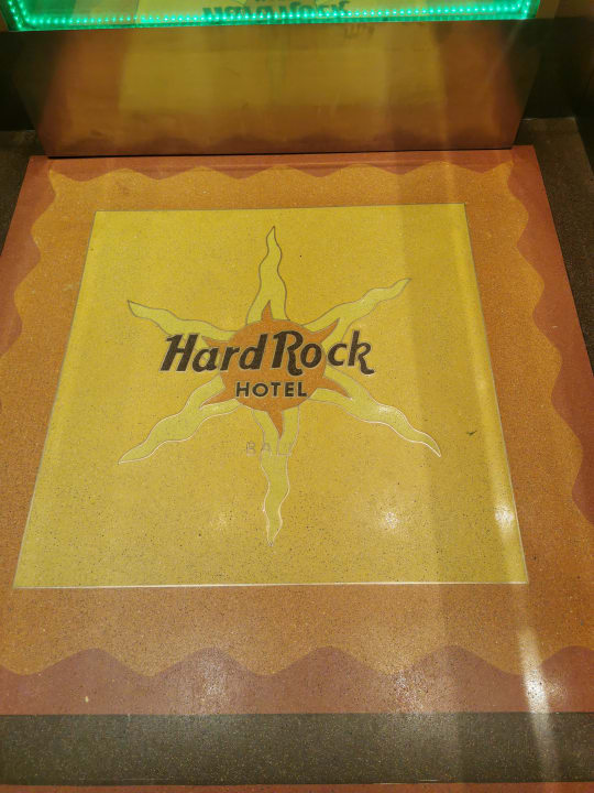 Sonstiges Hard Rock Hotel Bali
