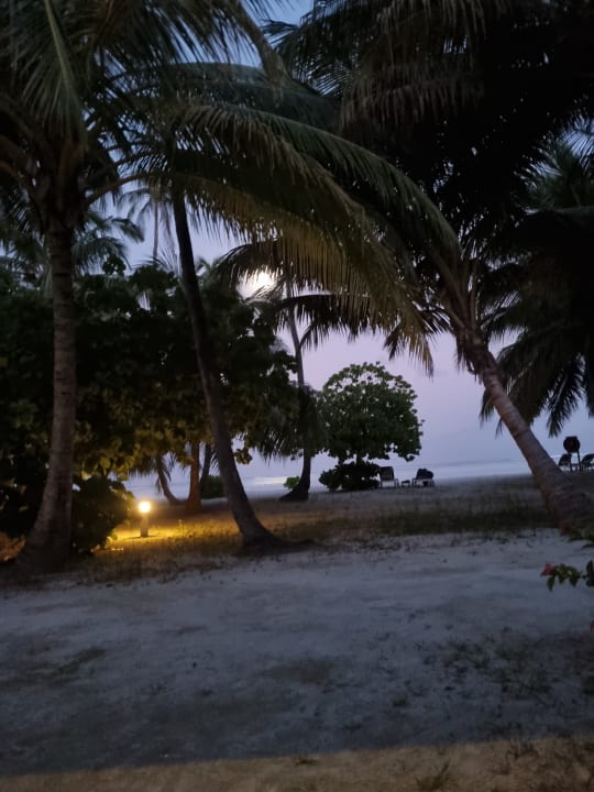 Strand Meeru Maldives Resort Island