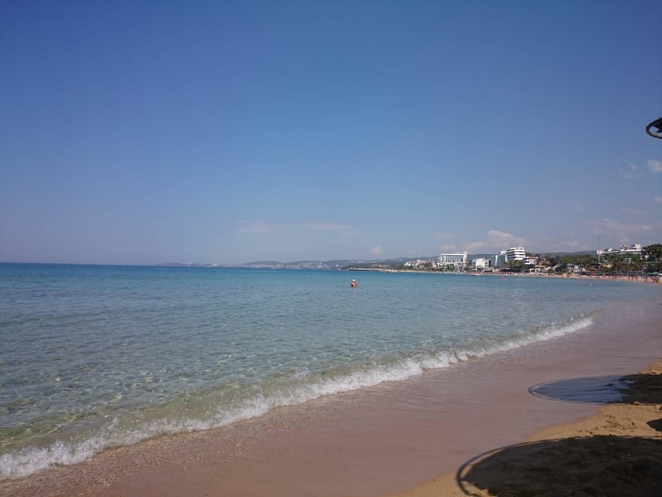 Strandabschnitt sehr sauber und schöner Sand My Home Resort