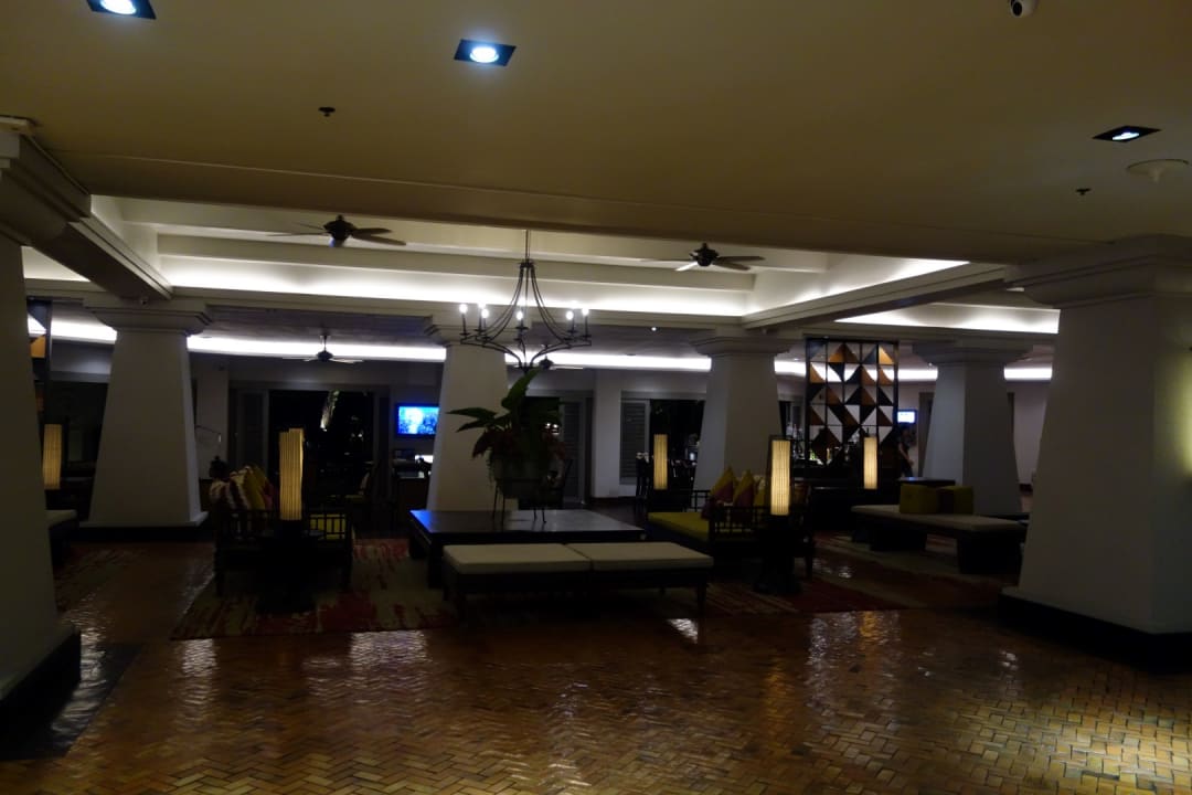 Lobby Avani Pattaya Resort