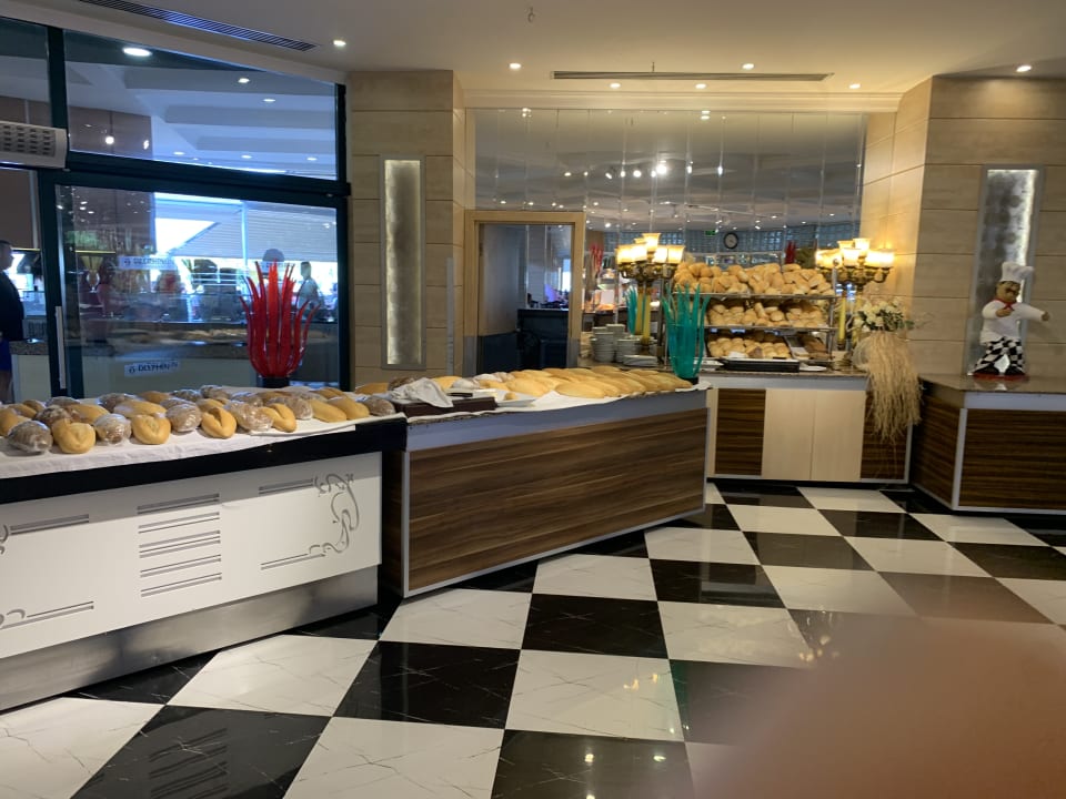Gastro Delphin Deluxe Resort