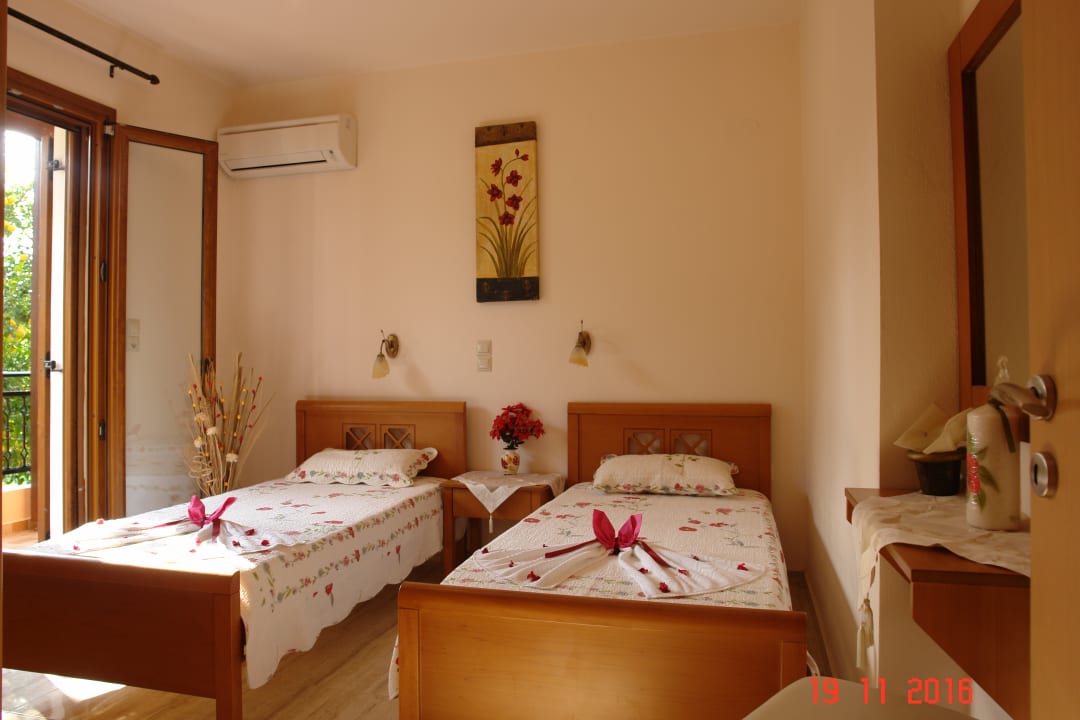 Zimmer Elia Villas Pagkalochori